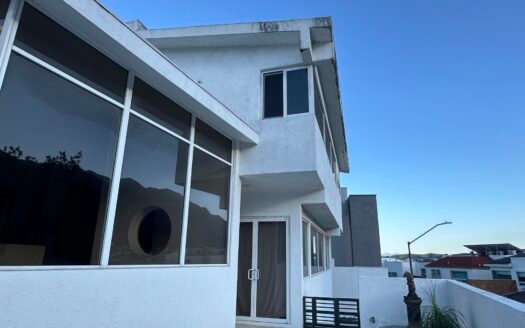 Casa en Venta Sierra Alta, Oportunidad!!